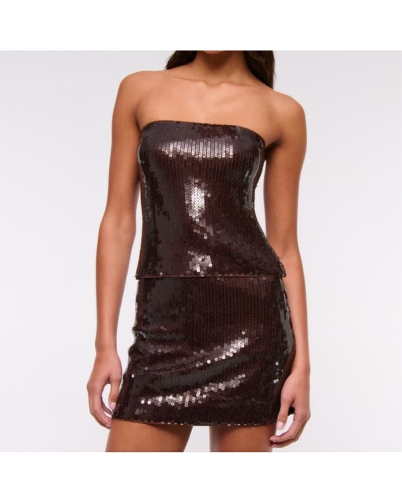 Abercrombie Maroon Sequin Mini Skirt - Image 2