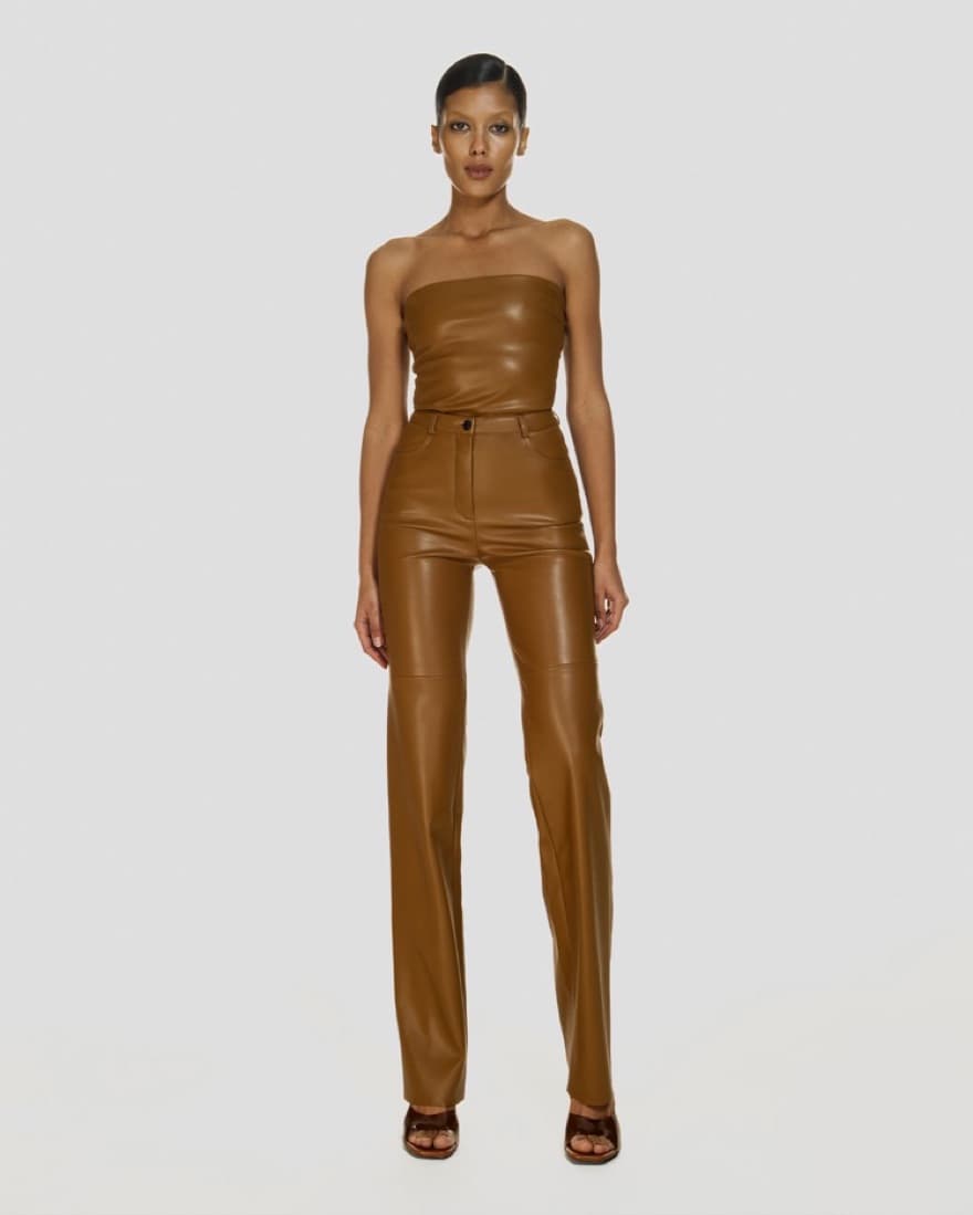 Chocoalte Cult Naked Set - Image 1