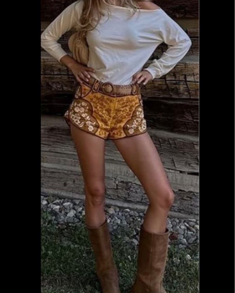 Zimmermann Paisly Printed Linen Shorts - Image 2