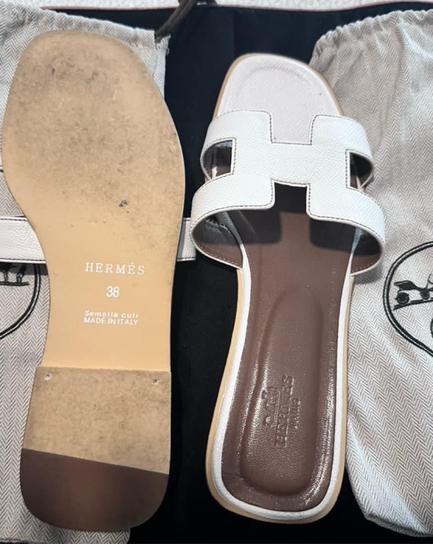 Hermes Flats  - Image 2
