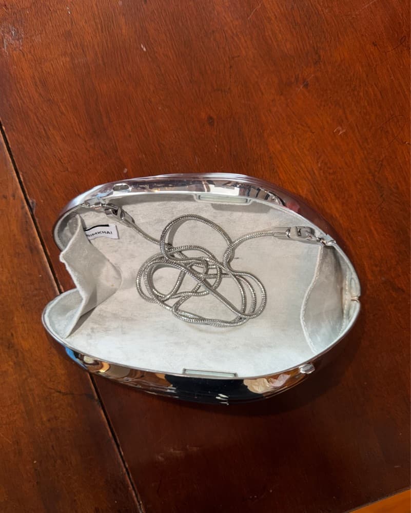 Simkai Metal Oyster Clutch - Image 4