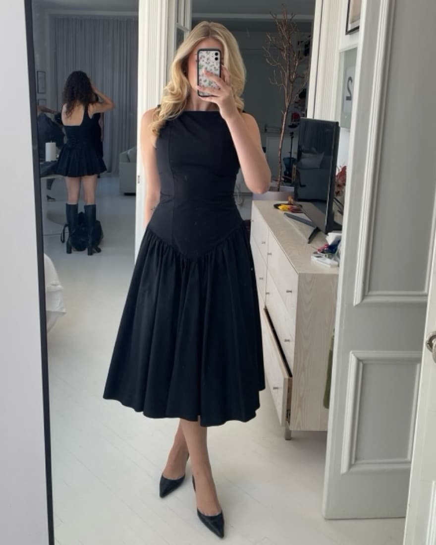 Classy Chic Black Dress - Image 1