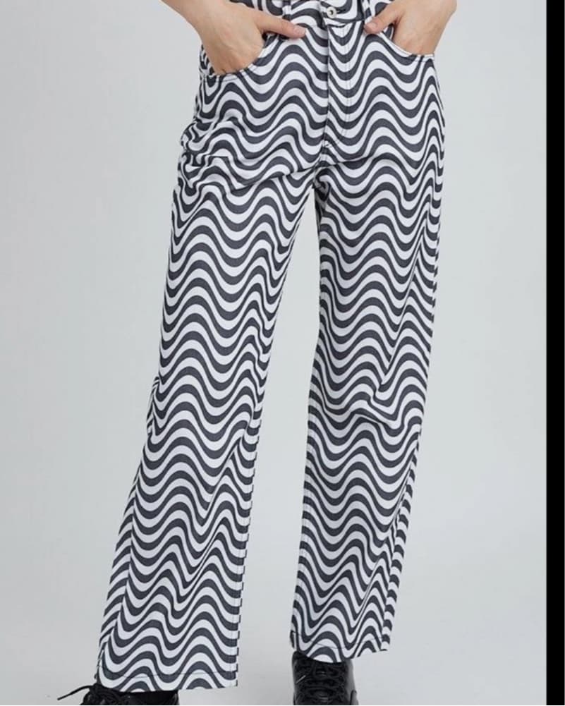 RAGGED black and white wavy jeans  - Image 3