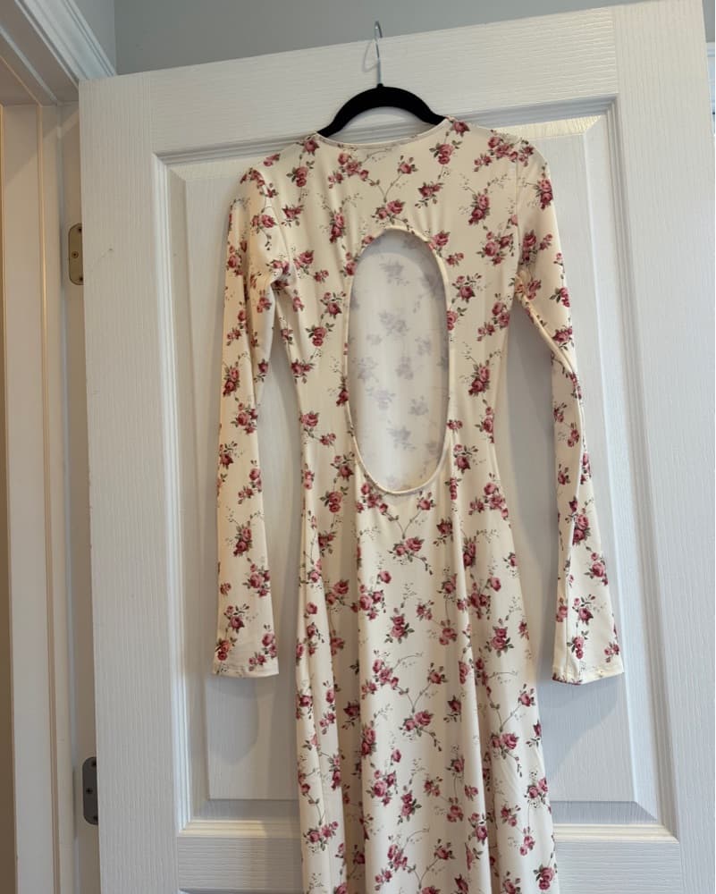 We Wore What Dress - Image 3