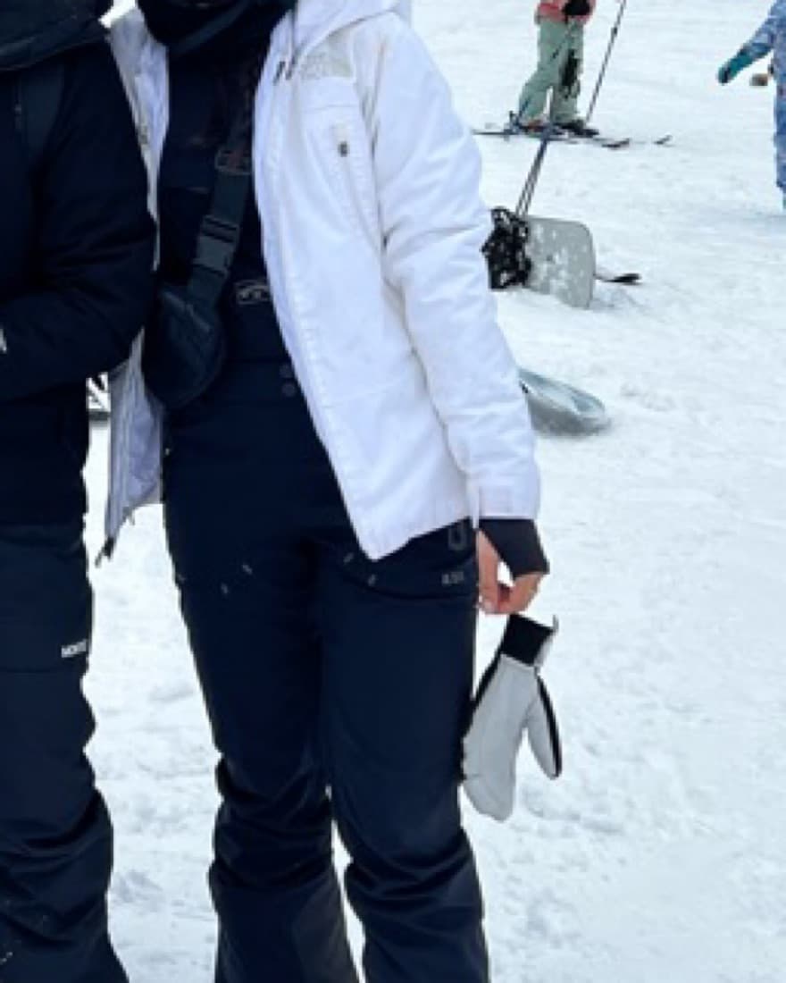 Ski gear - Image 4