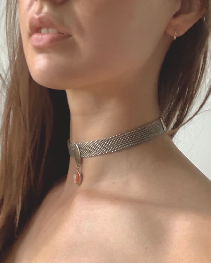 Vintage Choker Pendant Necklace - Image 1
