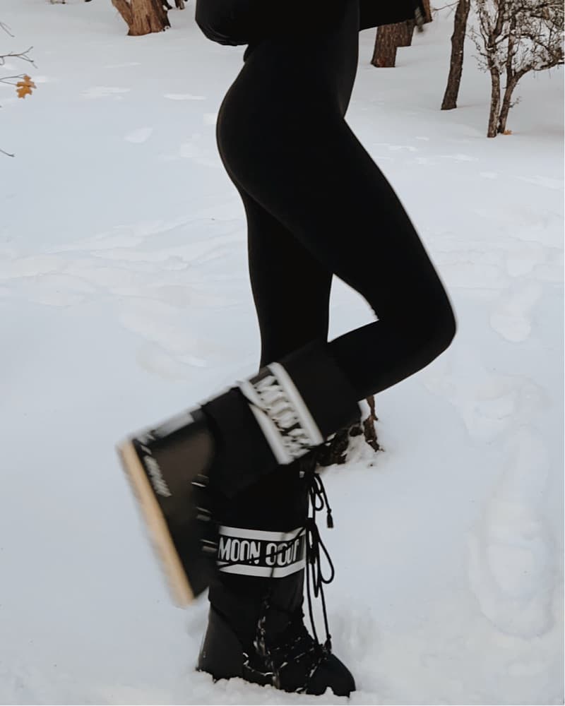 BLACK MOON BOOTS  - Image 1