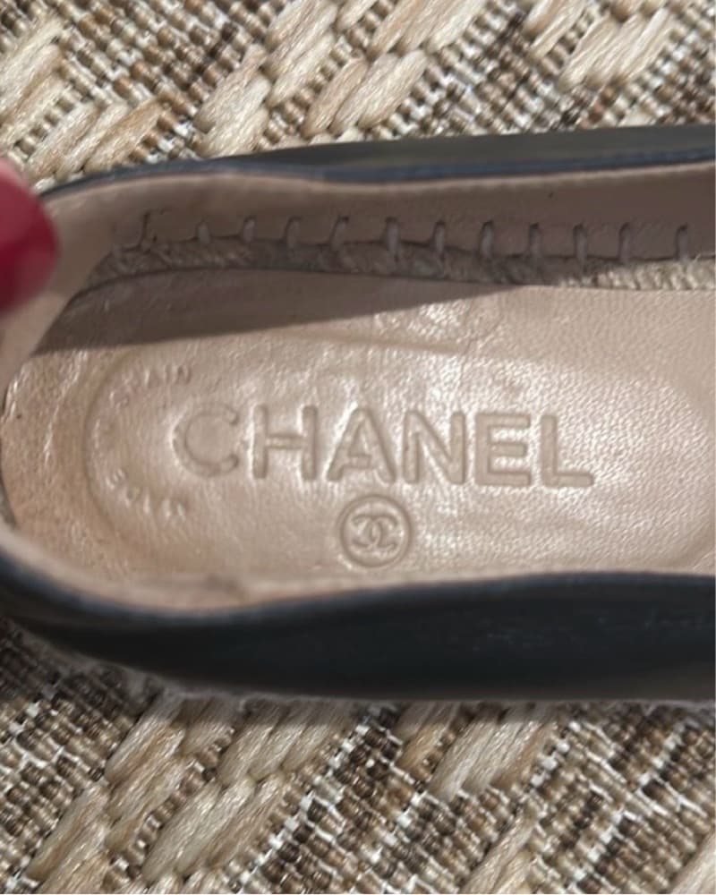 Chanel black leather espadrilles - Image 2