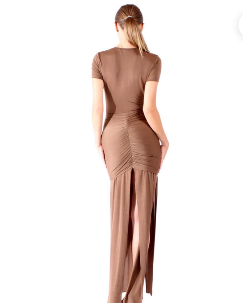 Elegant  Maxi Dress - Image 2