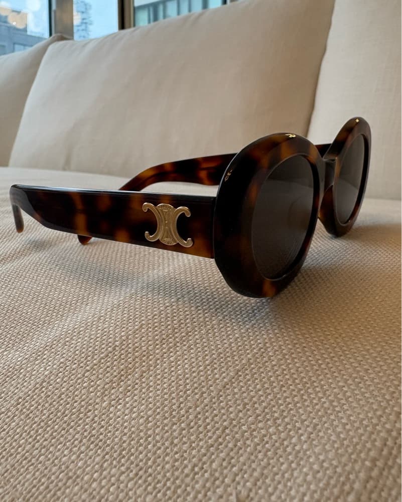 Tortoiseshell Glasses - Image 4
