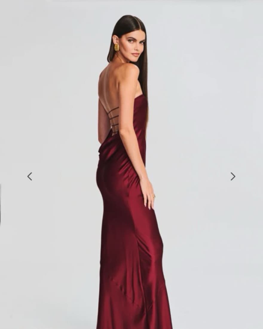 Retrofete Red Backless Dress - Image 3