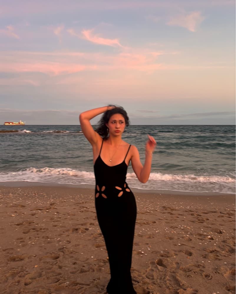 Black Revolve cover Up  - Image 1