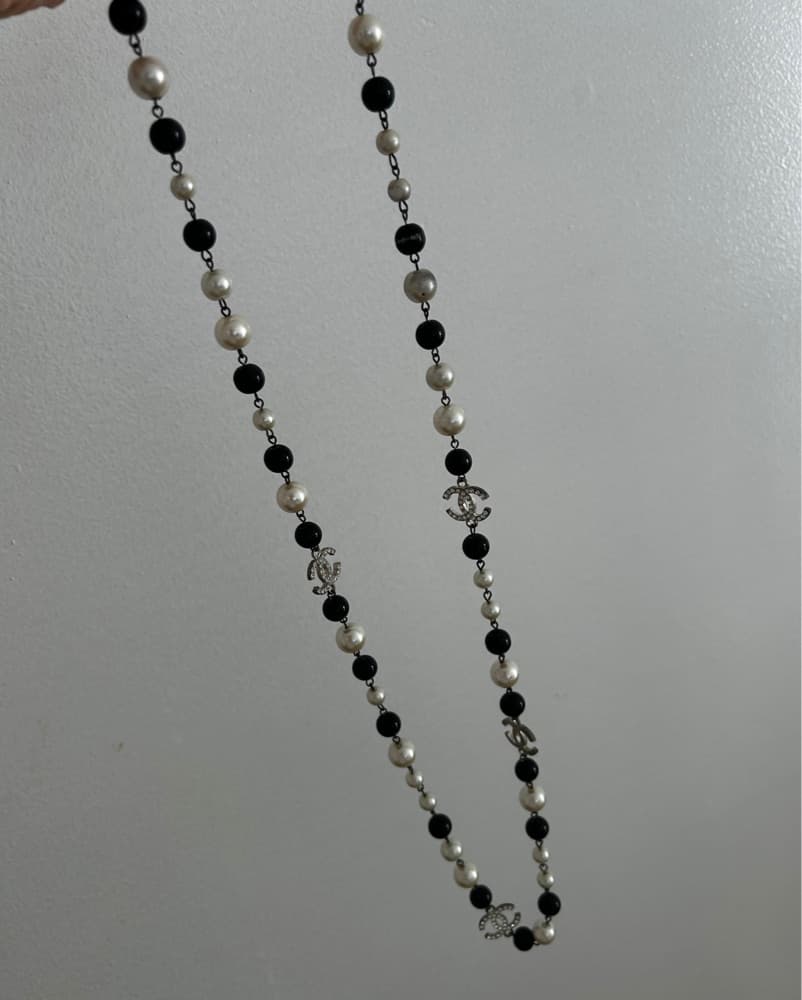  CHANEL PEARL NECKLACE - Image 6