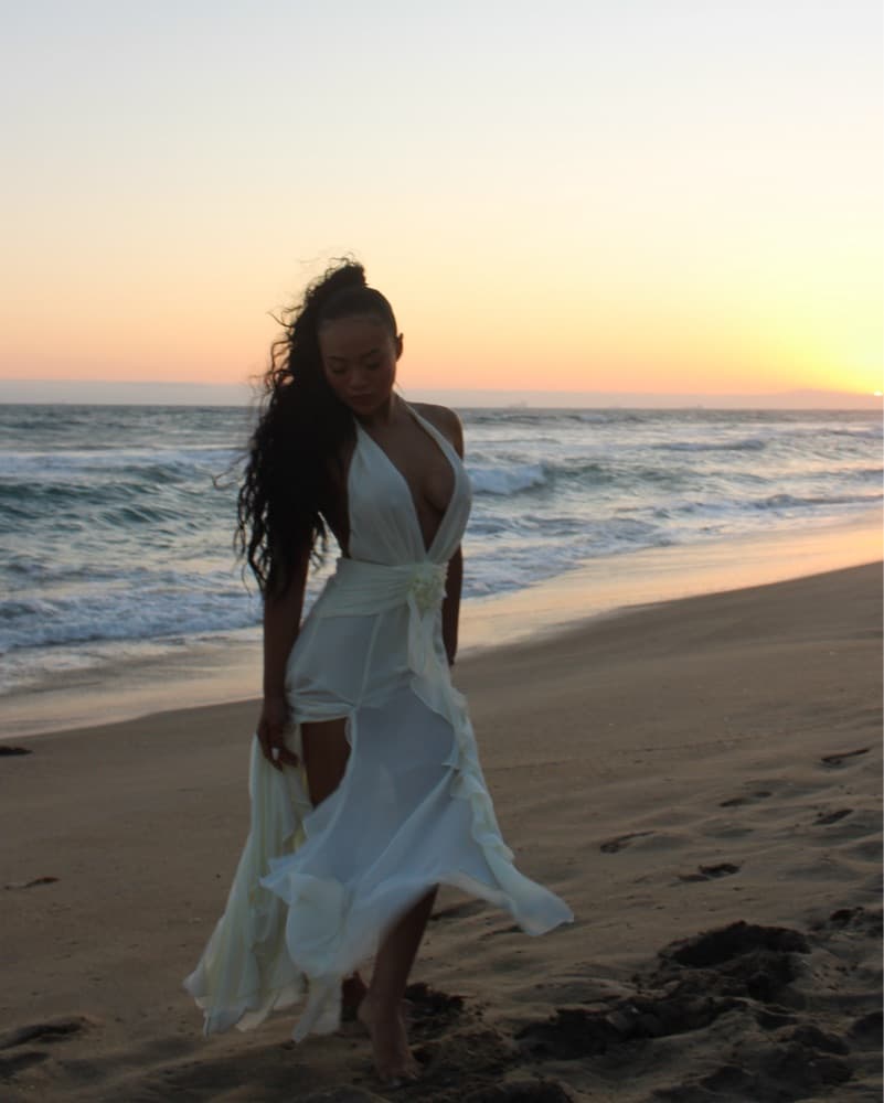 Elegant White Halter Beach Dress - Image 3