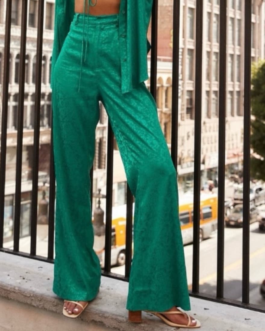 Emerald Green Satin Set - Image 5