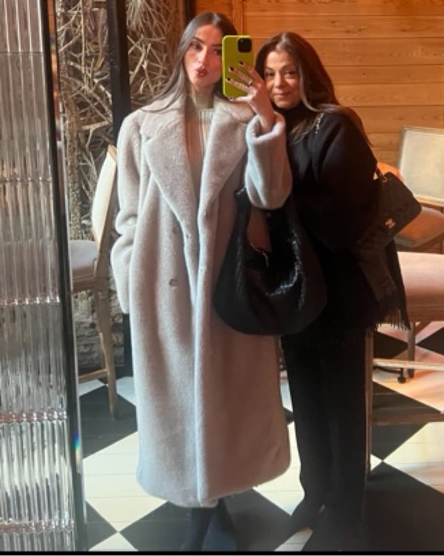 Grey faux fur coat - Image 3