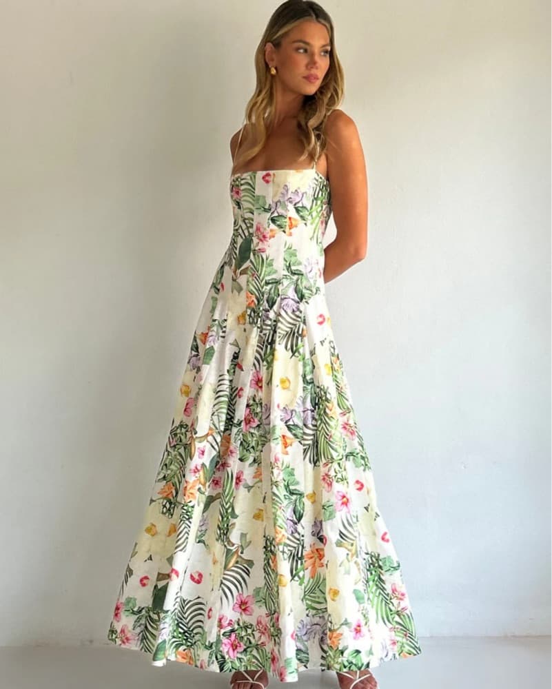 Maxi Dress in Fleur Tropicale  - Image 1