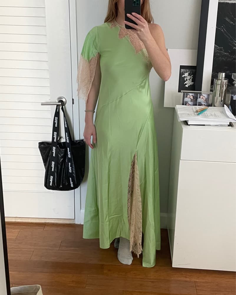 Shimmering Mint Green Lace Gown - Image 2