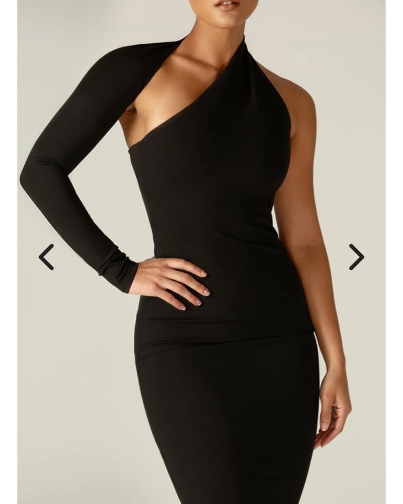 Aliava Dasha Fitted One Shoulder Dress - Image 2
