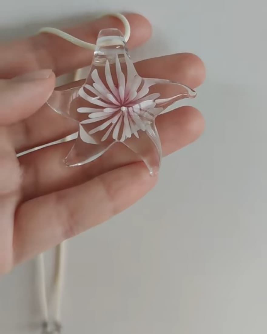 Starfish Puffy Pendant Necklace Glass - Image 4