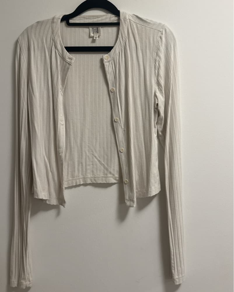Helsa cream Cropped Button Cardigan - Image 2