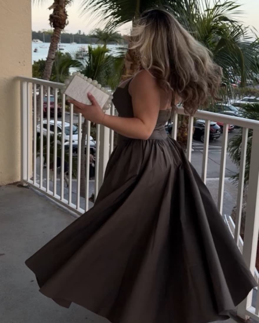 Elegant Gray Halter Midi Dress - Image 5