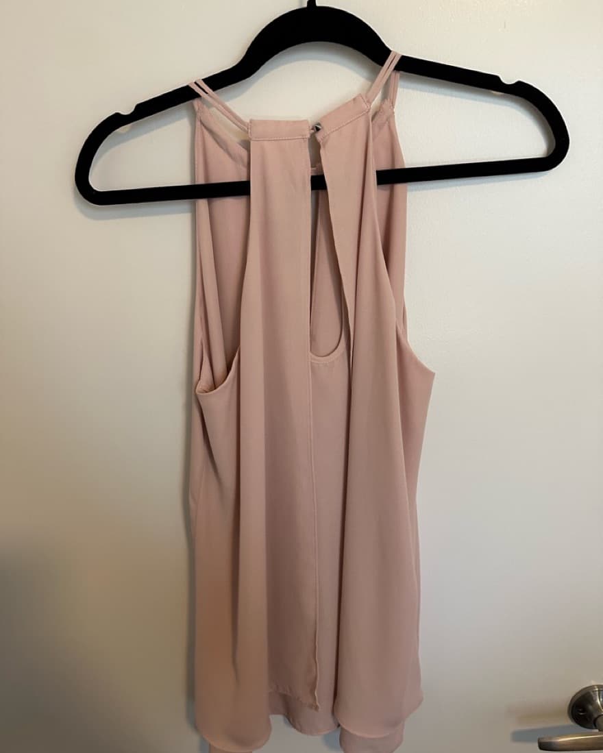Banana Republic Pink Top - Image 5