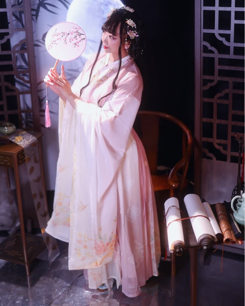 Pink Chinese Hanfu Full Set  - Image 2