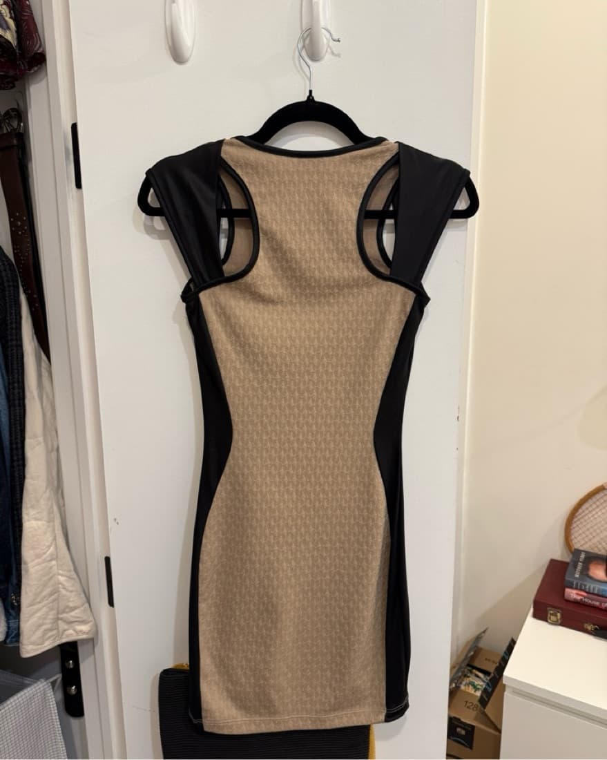 Beige & black mini dress - Image 2