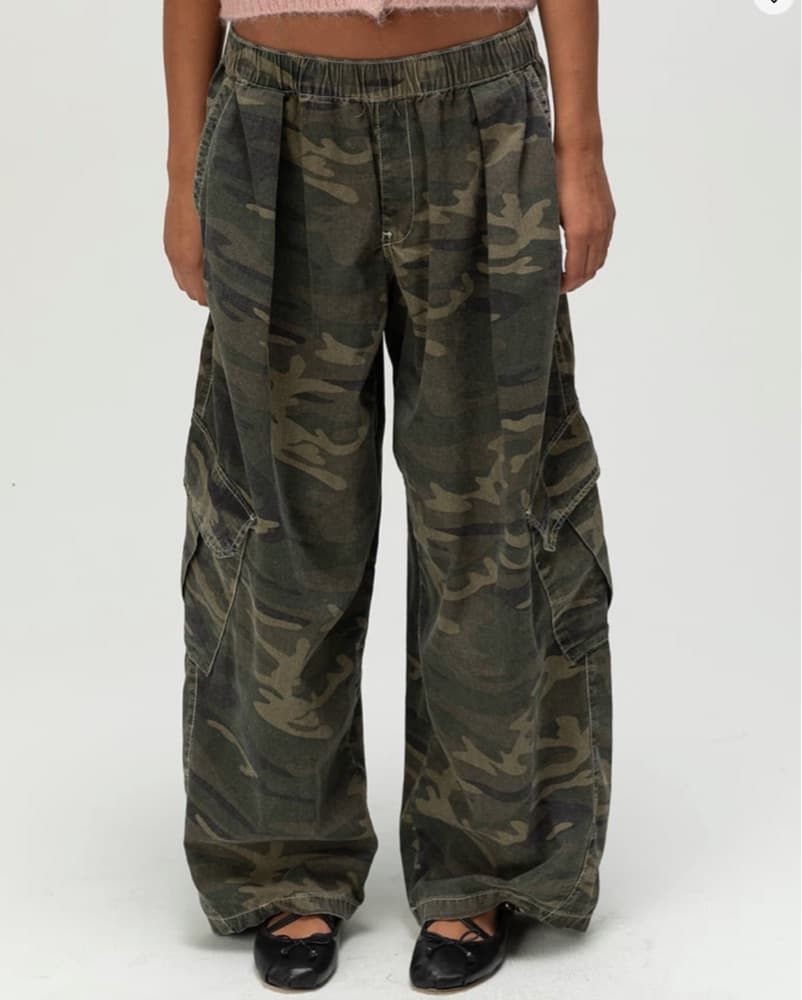 Baggy Camo Pants - Image 1