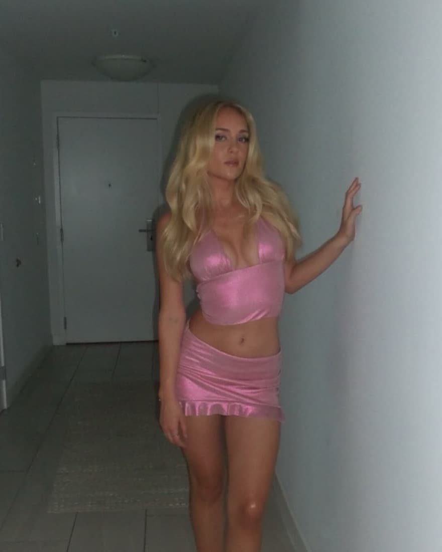 I Am Gia Vella Pink Set - Image 4