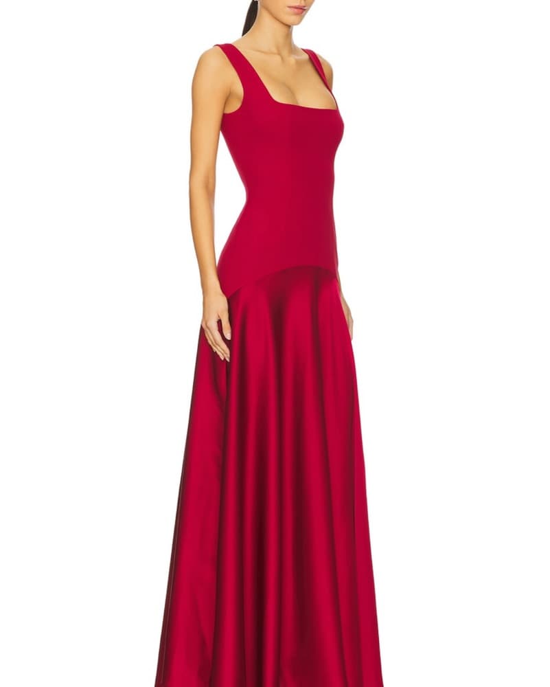 L’Academie Gown - Image 1