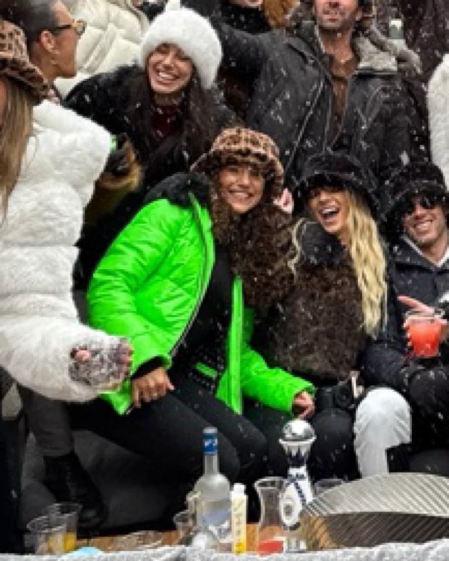 Gorski Apres Ski Jacket - Neon Green - Image 2