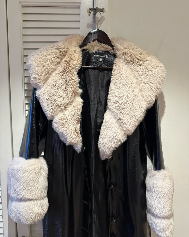 Chic Faux Fur Trimmed Feaux Leathe Coat - Image 4