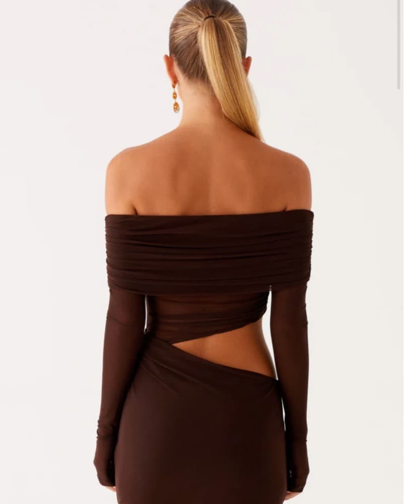 Chocolate Brown Off The Shoulder Dress - Image 4