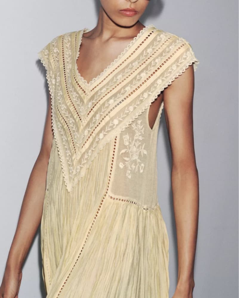 Yellow Pleated Lace Maxi Dress - Image 3