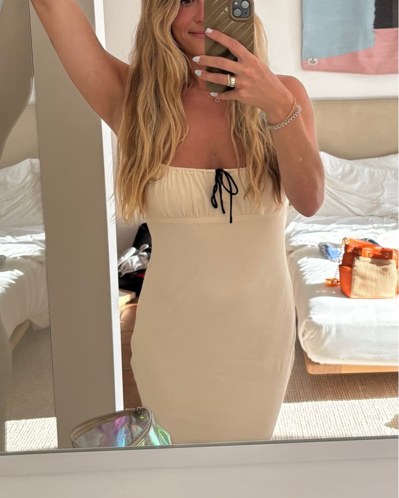 Elegant Vacation Resort Dress - Image 2