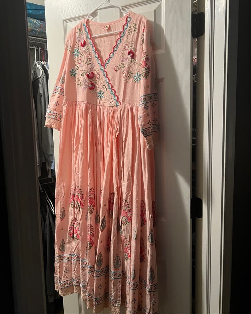 Stunning Embroidered Indian Gown - Image 2
