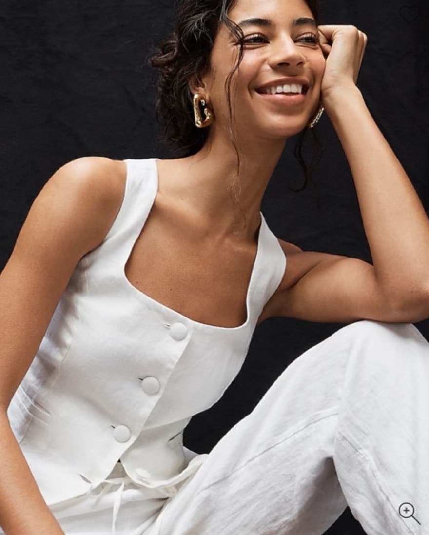 Scoopneck Linen Vest - Image 3