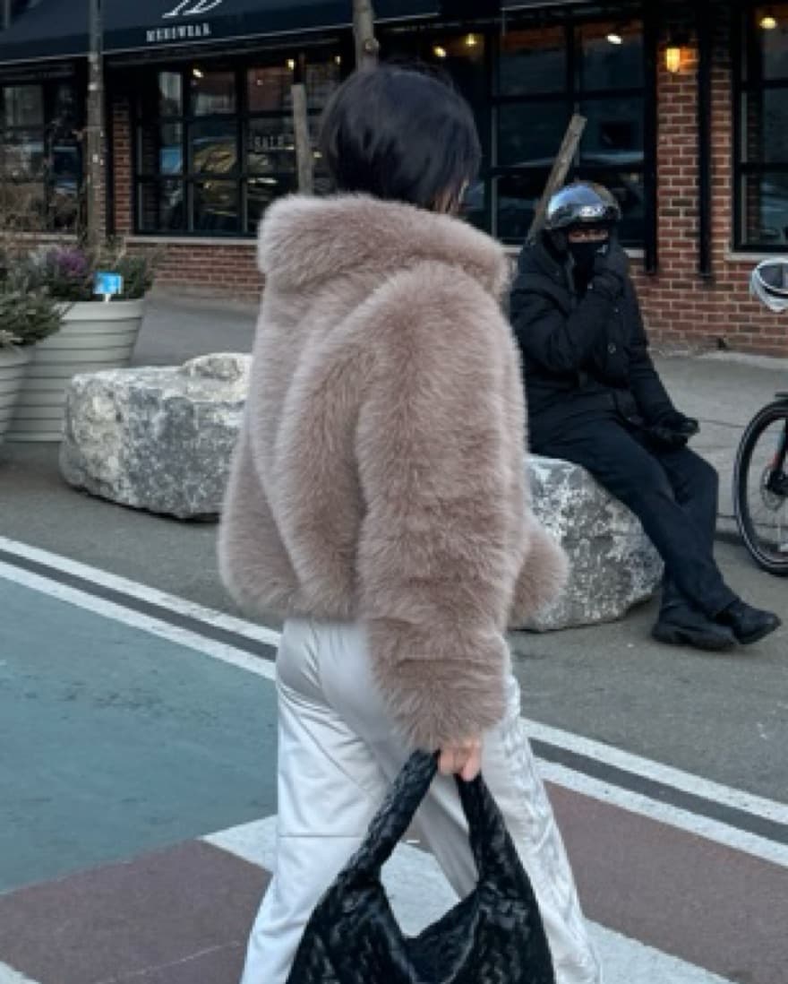 Frankie Shop Fur Jacket - Image 4