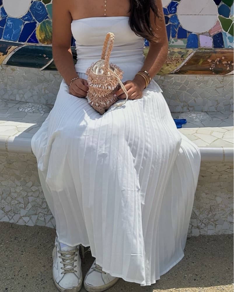 White Set - Image 2
