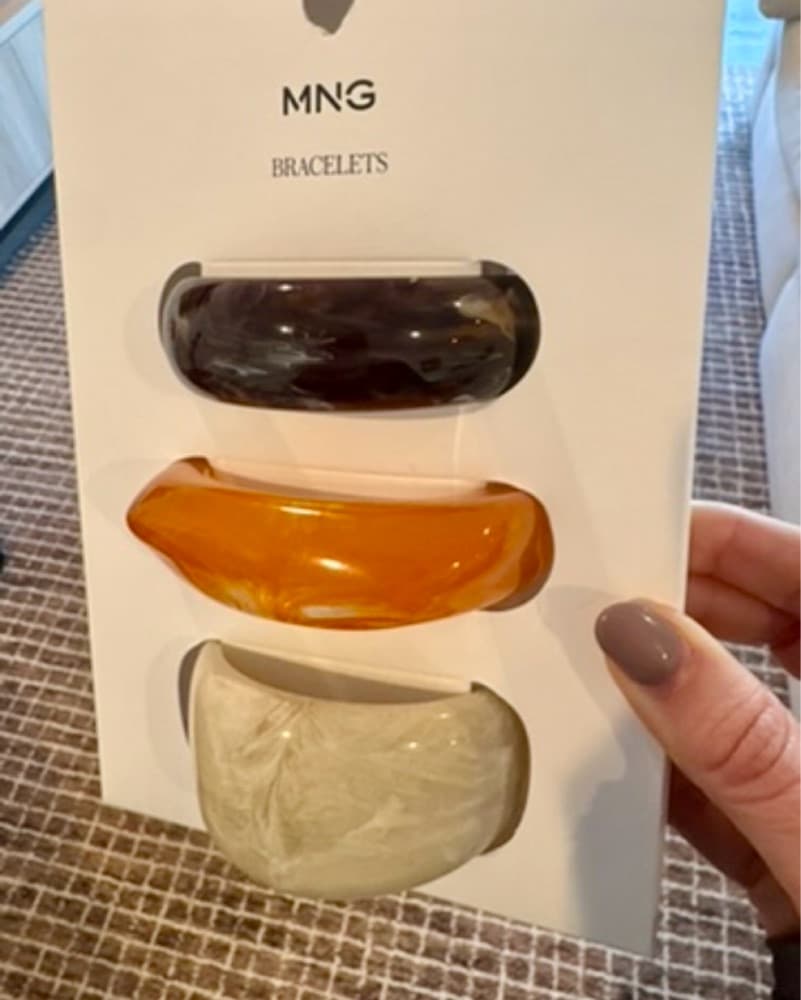 Acrylic Chunky Bracelets  - Image 2