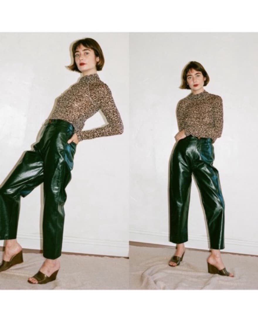 Rodejer green faux leather ankle pants  - Image 1
