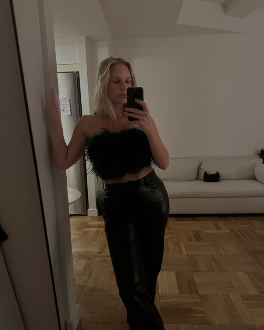 Feather Top - Image 2