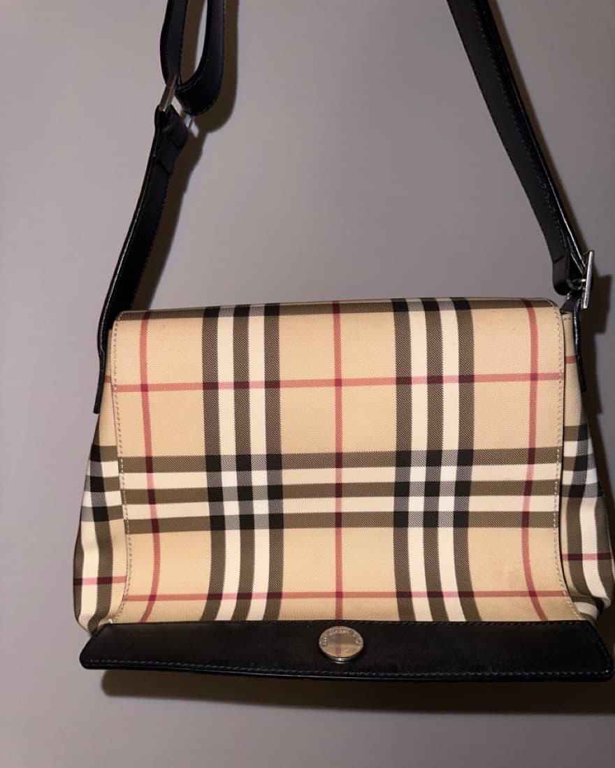 Classic Burberry Bag - Image 1