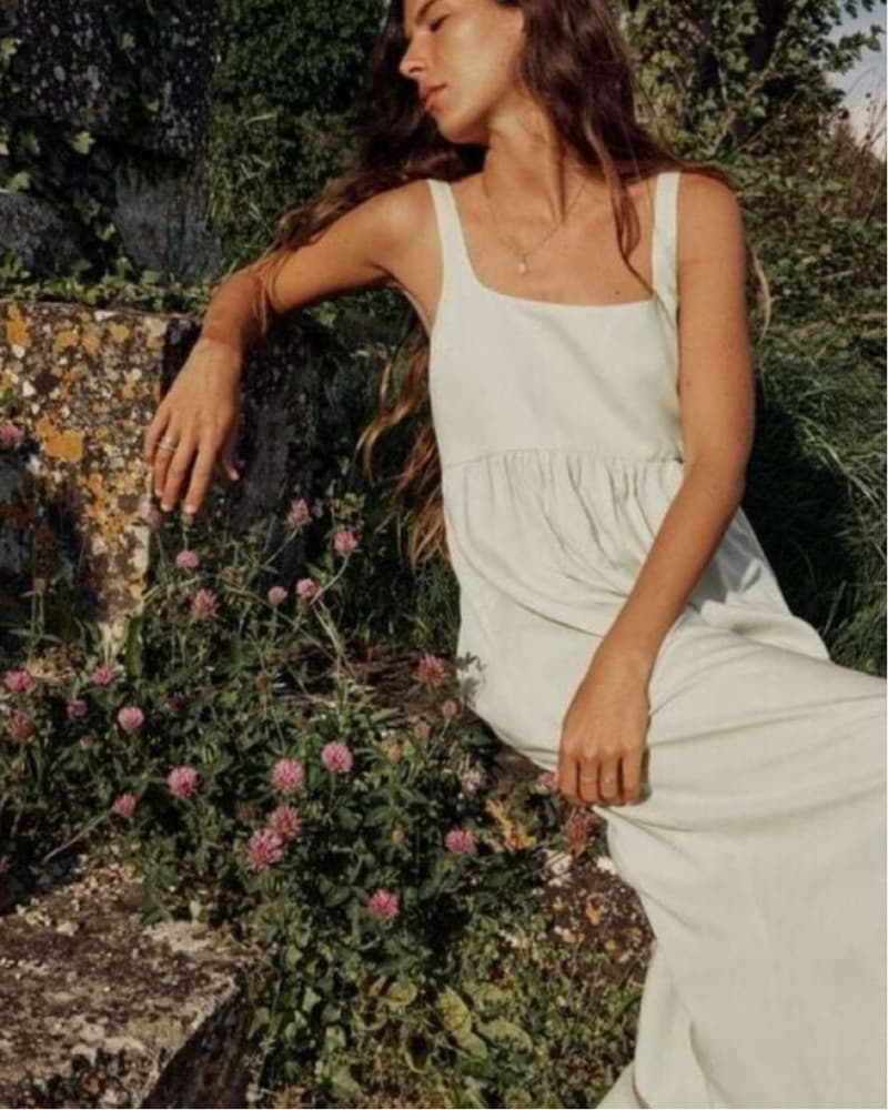 Flowy Maxi Dress - Image 4