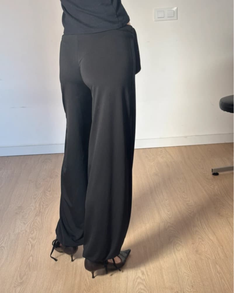 Vintage Bubble Wrap Around Black Cinched Pants - Image 5