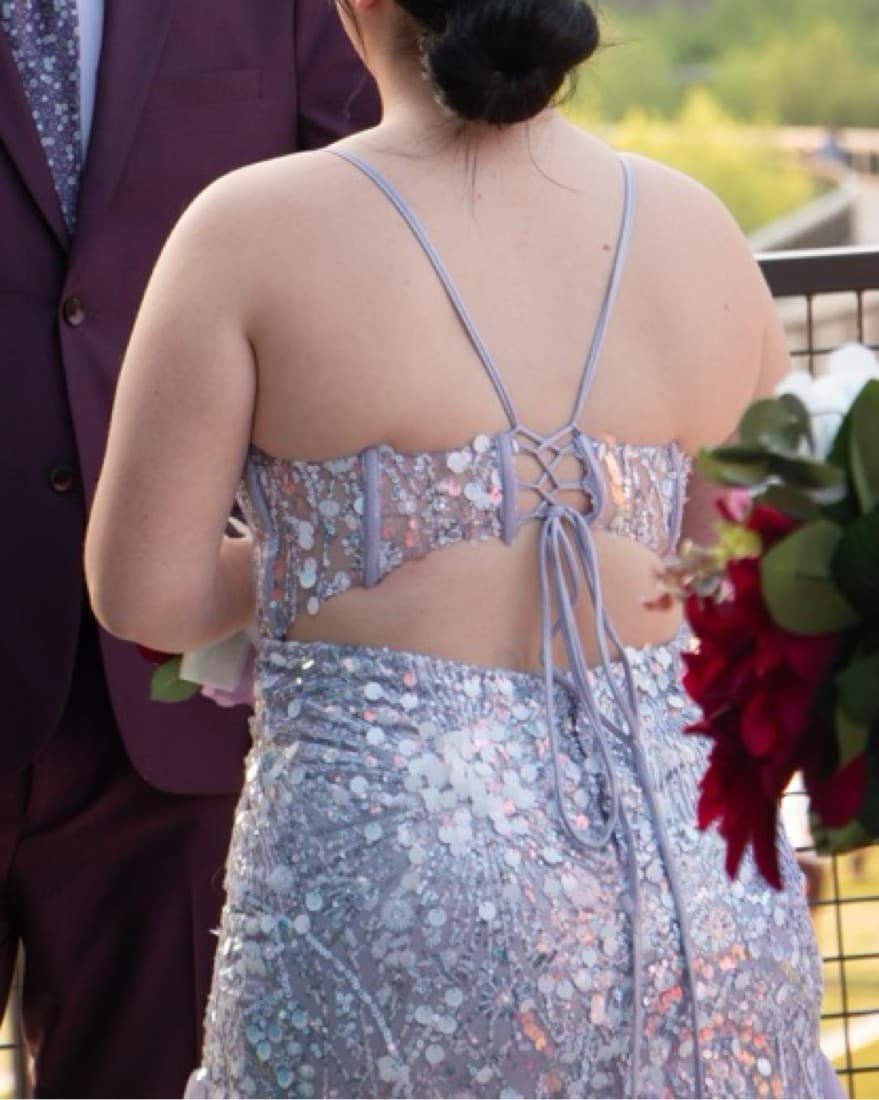 Glamorous Sequin Gown with Dramatic Slit - Image 4