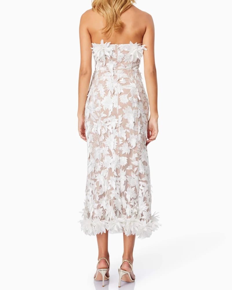 Elliatt Valentina White Lace Midi Dress - Image 4