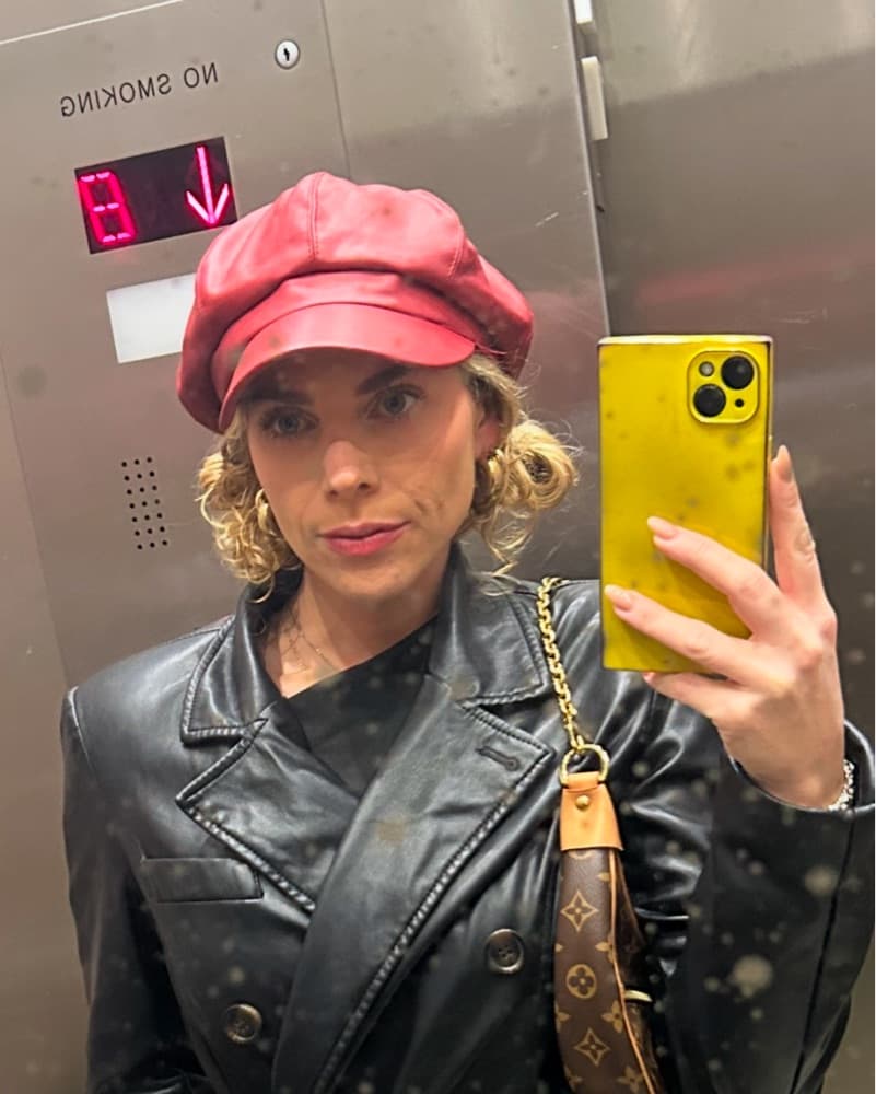 Red Learhee Newsboy Hat - Image 1